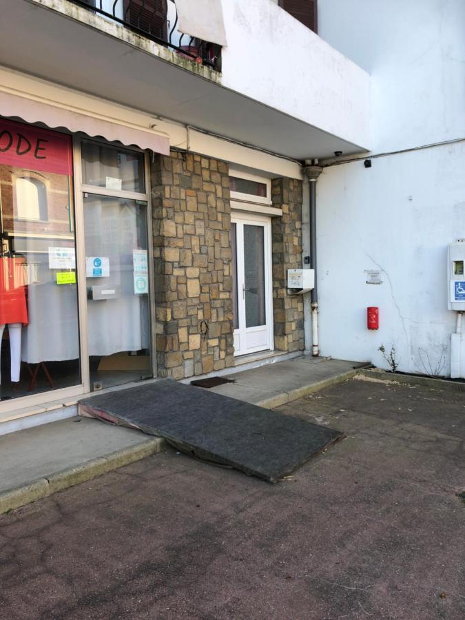 Gite De La Nievre - Centre Ville-2E Etage Flixecourt Eksteriør billede