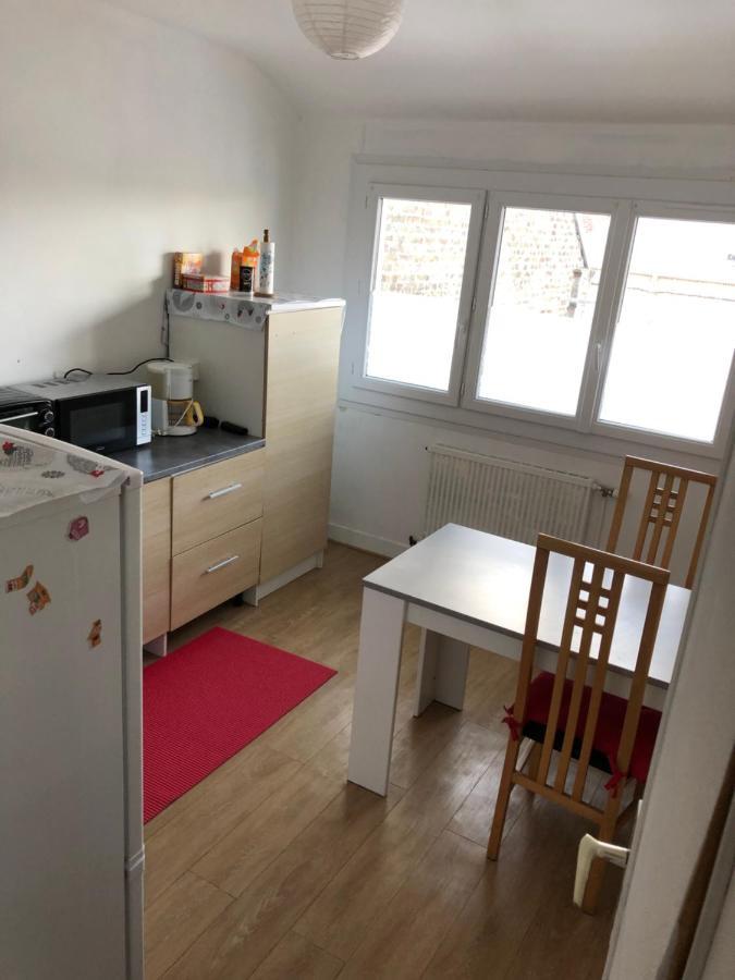 Gite De La Nievre - Centre Ville-2E Etage Flixecourt Eksteriør billede